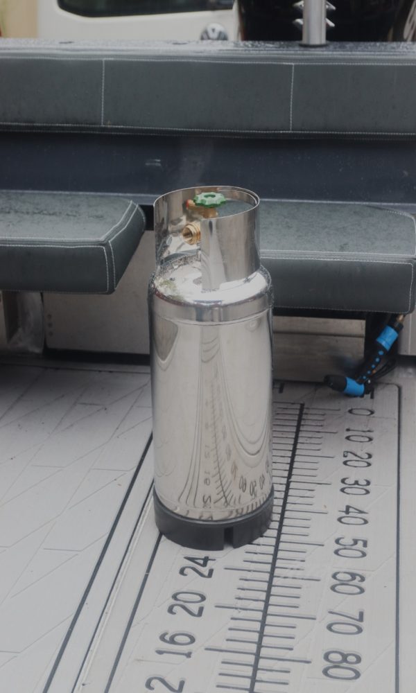 Shiny 5.8Kg Stainless Steel Gas Cylinder
